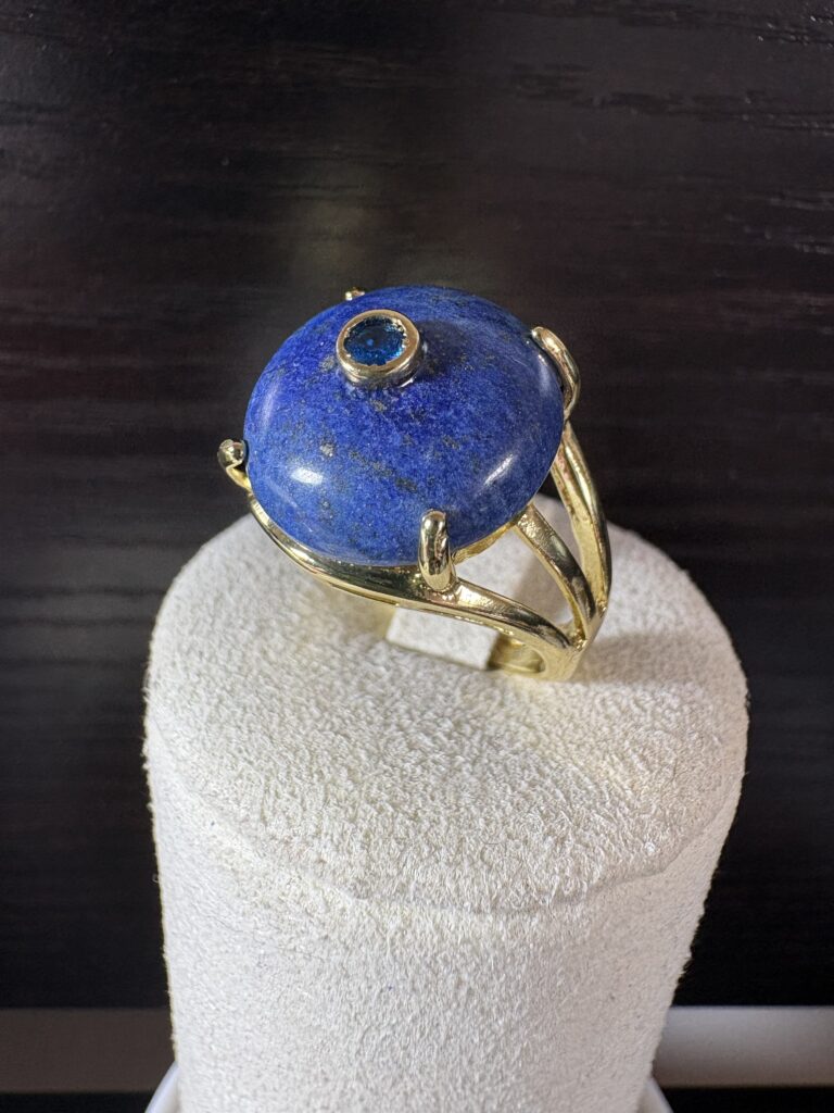 Anello Macaron lapis e zircone blu
